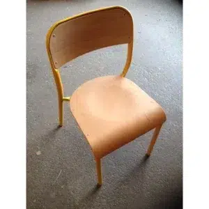 Chaise scolaire