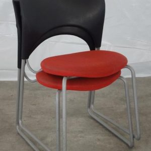 LOT CHAISES ROUGES OCCASION