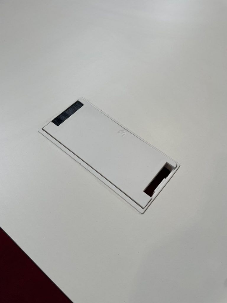 Table de réunion occasion