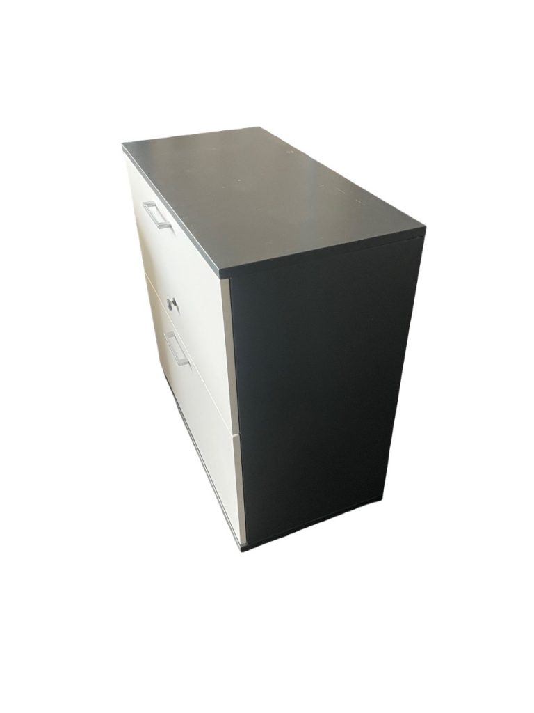 Meuble bas mélaminé