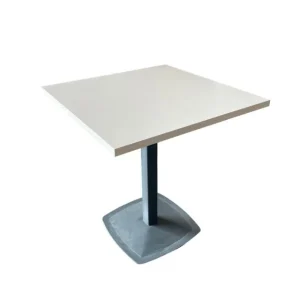 SAINT-ANDIOL Table de restauration