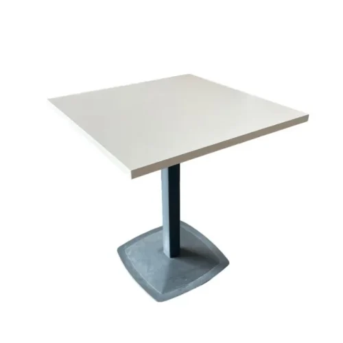 SAINT-ANDIOL Table de restauration