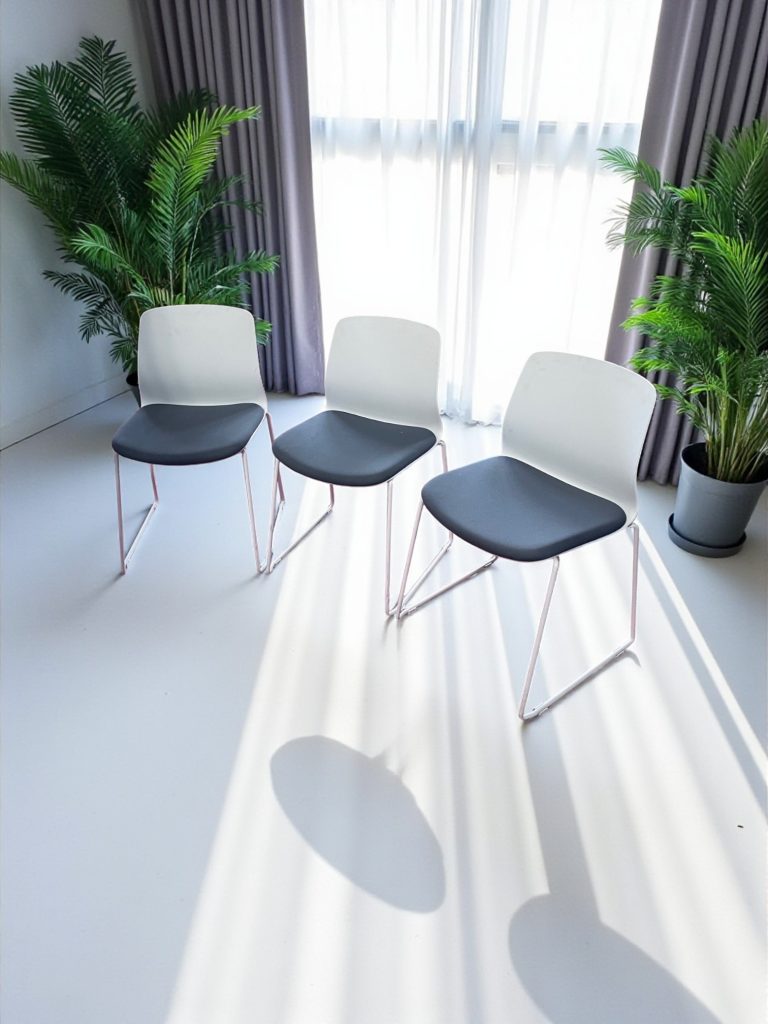 Lot de 3 chaises visiteurs