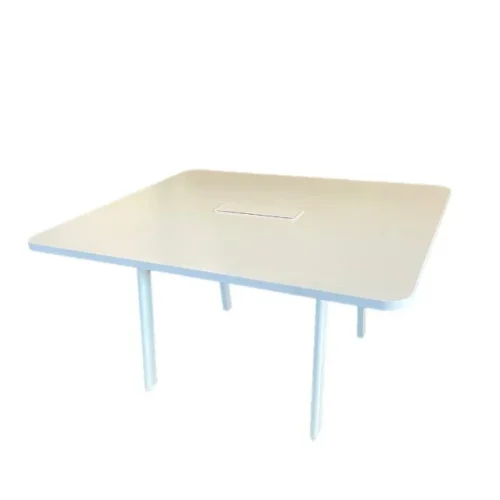 SAINT-ANDIOL Table de réunion