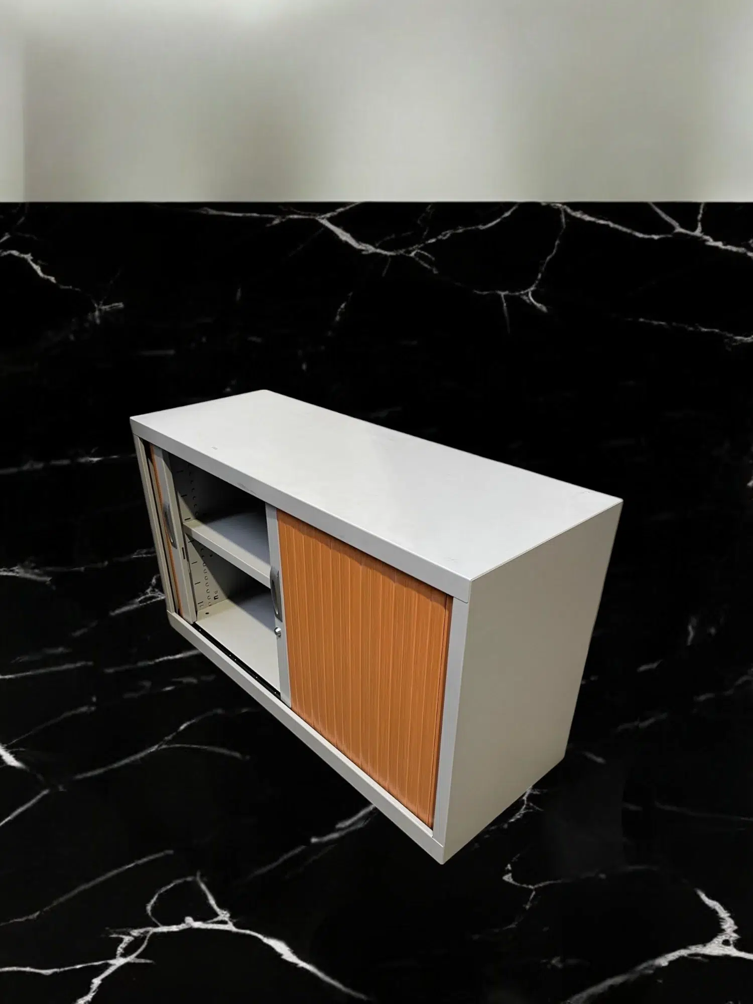 SAINT-ANDIOL Armoire hauteur bureau