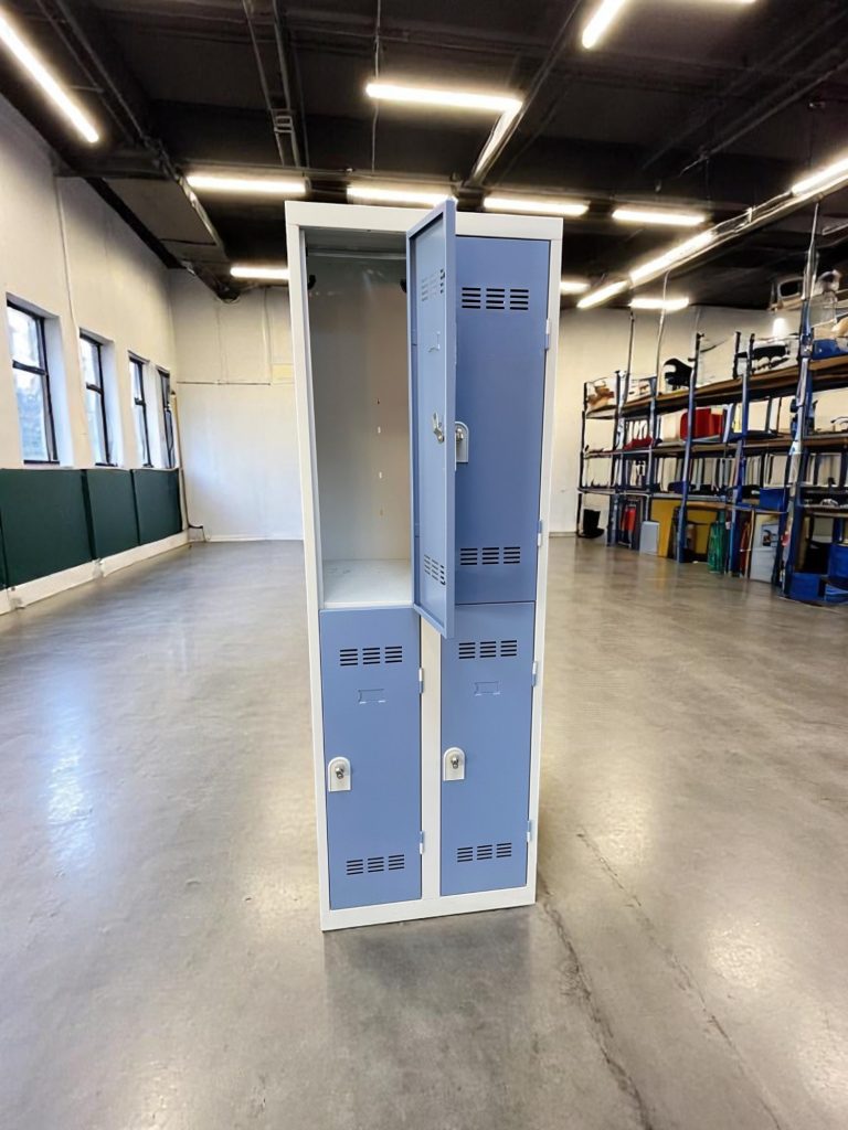 Vestiaires 4 cases