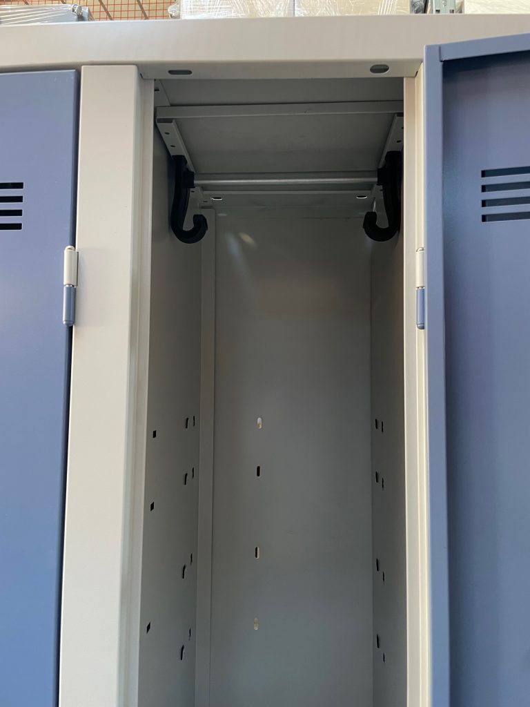 Vestiaires 4 cases