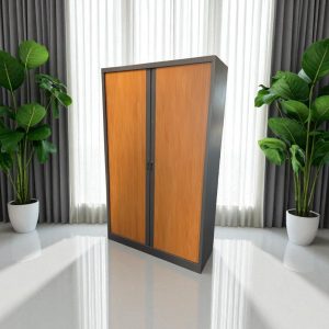 Armoire haute à rideaux