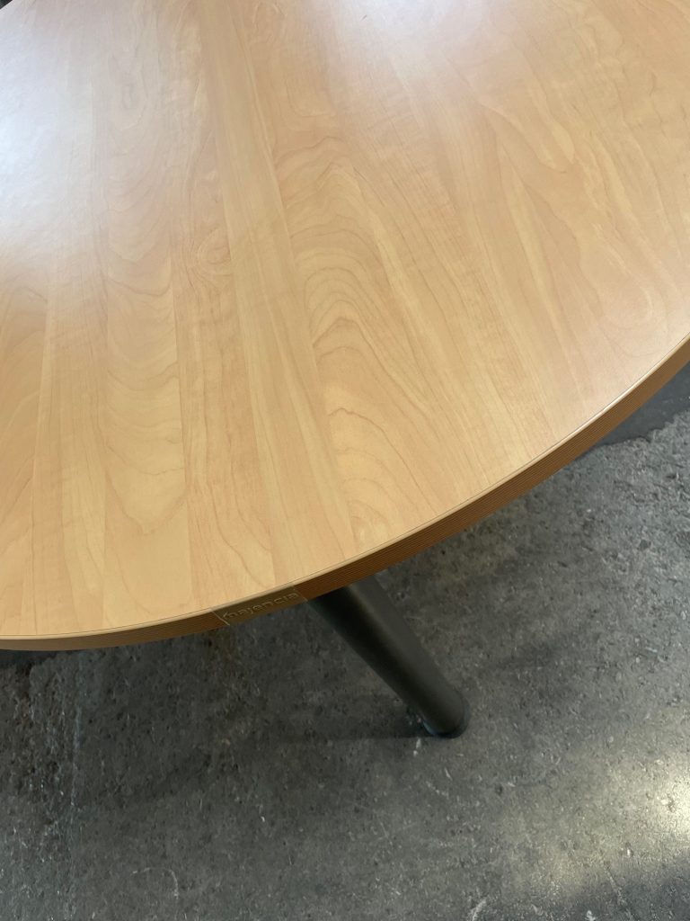Table de reunion