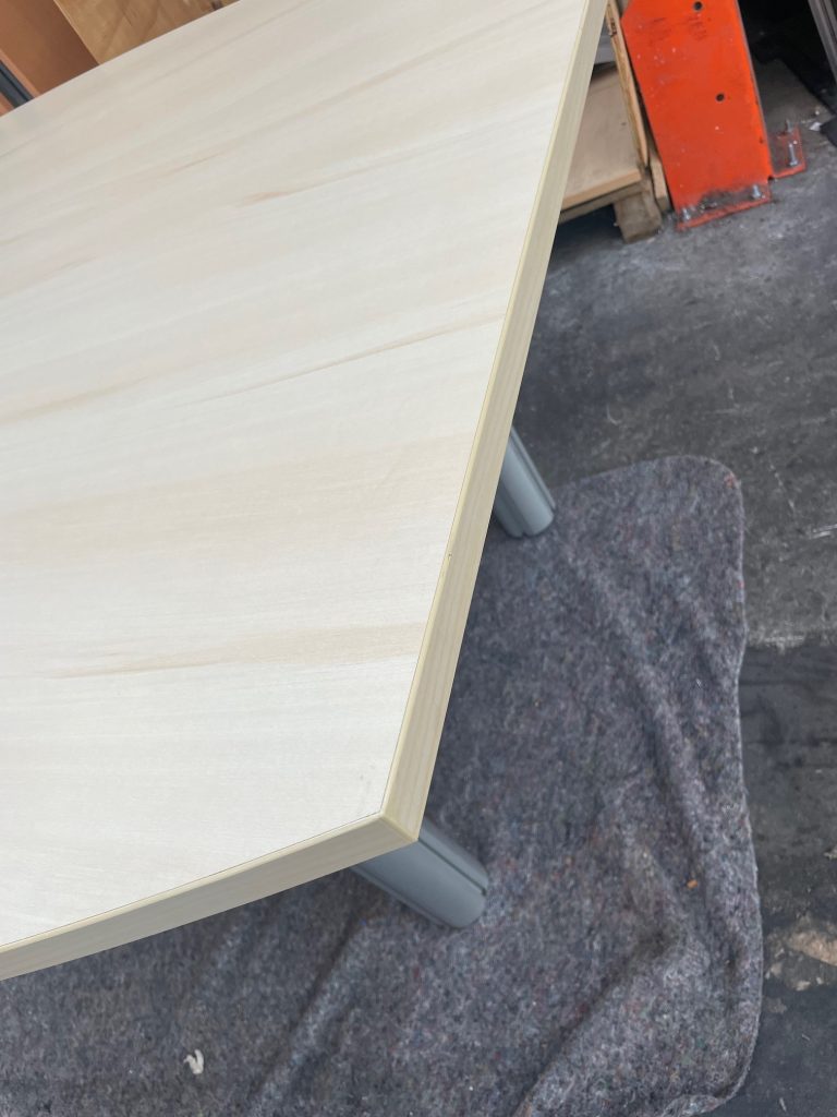 Table de réunion