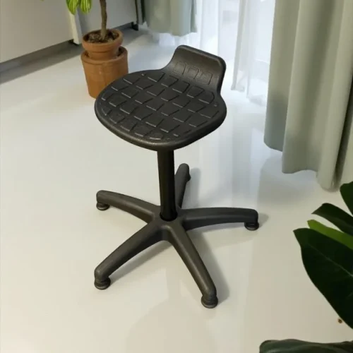 SAINT-ANDIOL Tabouret de laboratoire neuf déclassé