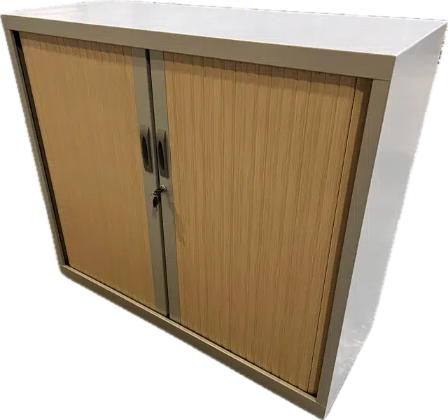 SAINT-ANDIOL Armoire à rideaux