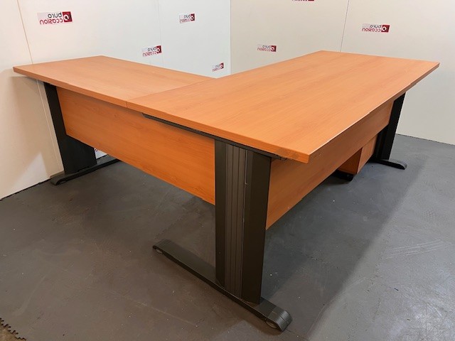 Bureau rectangle avec retour