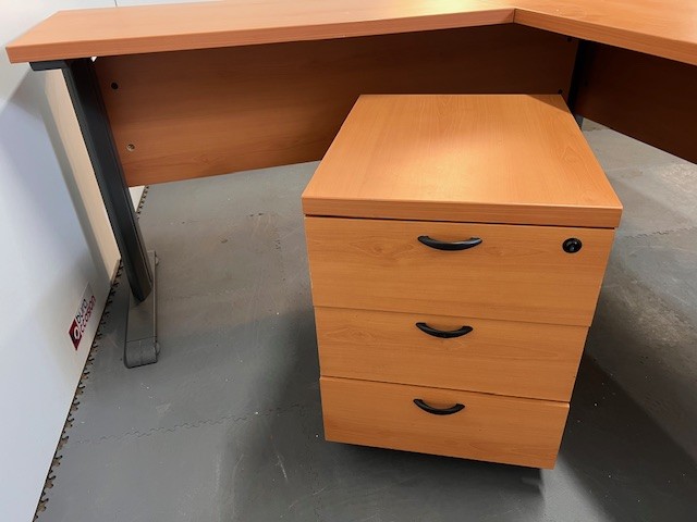 Bureau rectangle avec retour