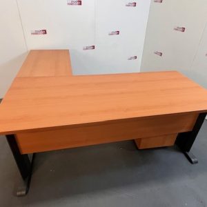 Bureau rectangle avec retour