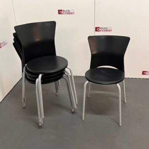 Lot de 5 chaises empilables