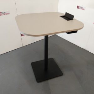 Table haute 80x80