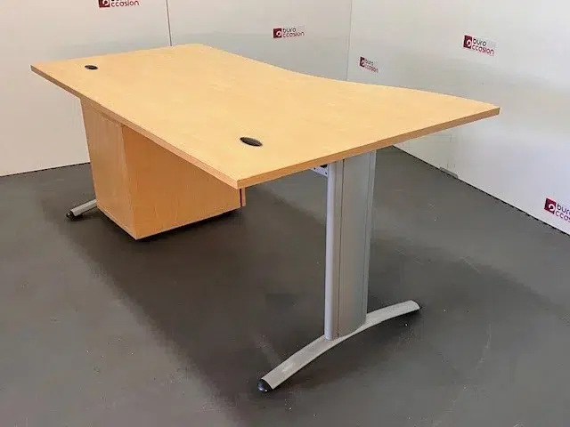 SAINT-ANDIOL Bureau onde gauche