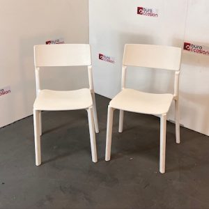 Chaises de restauration