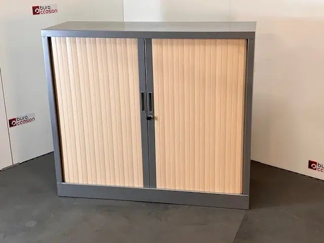 SAINT-ANDIOL Armoire basse à rideaux