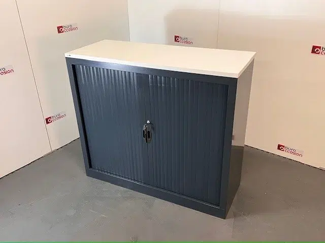 SAINT-ANDIOL Armoire basse à rideaux