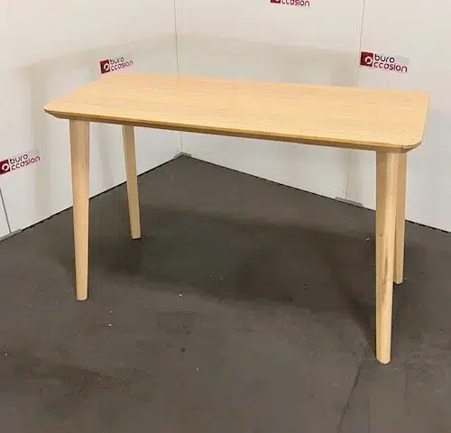 SAINT-ANDIOL Table en bois