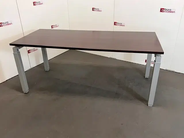 SAINT-ANDIOL Bureau rectangle