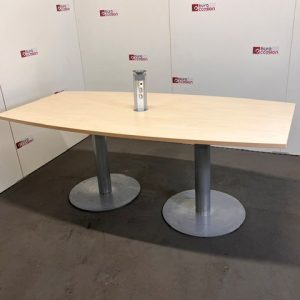 Table de réunion forme tonneau