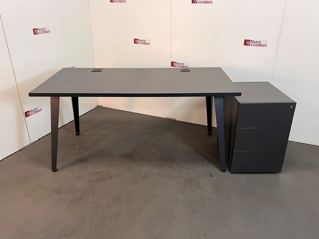 Bureau + caisson en réduction