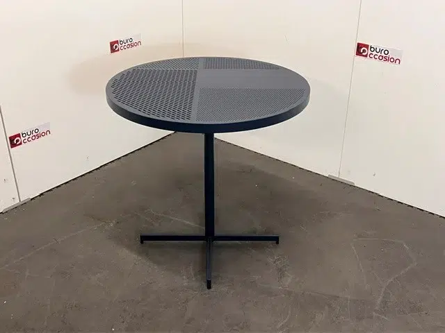 SAINT-ANDIOL Table de restauration neuf déclassé
