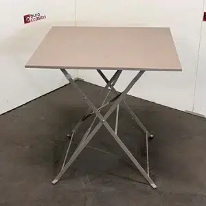 SAINT-ANDIOL Table de restauration taupe