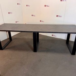 Table de réfectoire